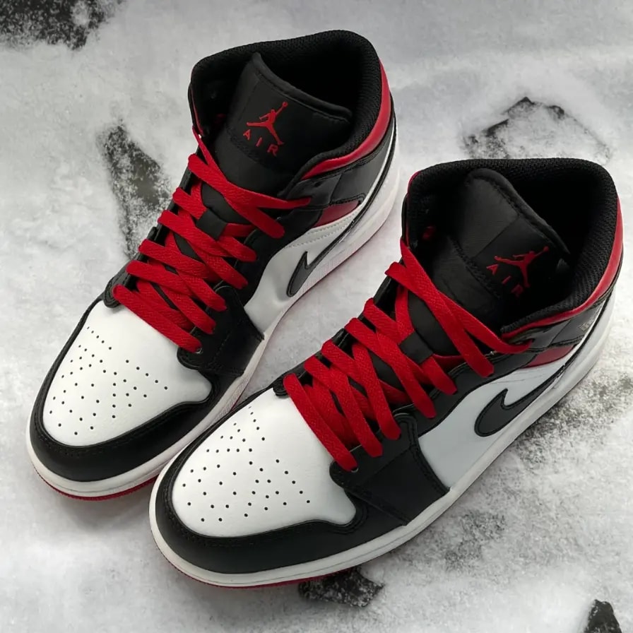 Giày Nike Air Jordan 1 Mid 'Alternate Bred' DQ8426-106 — ảnh 4