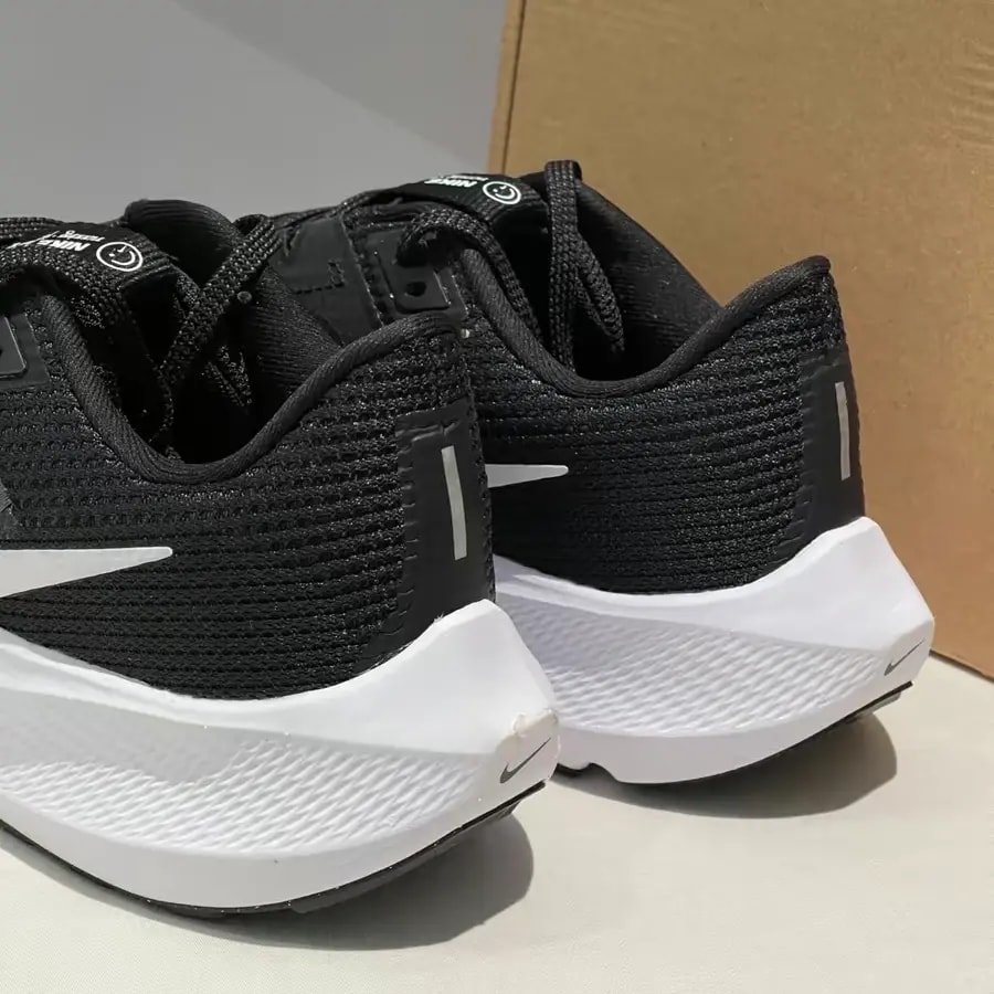 Giày Nike Air Zoom Pegasus 40 'Black White' DV3853-001 — ảnh 4