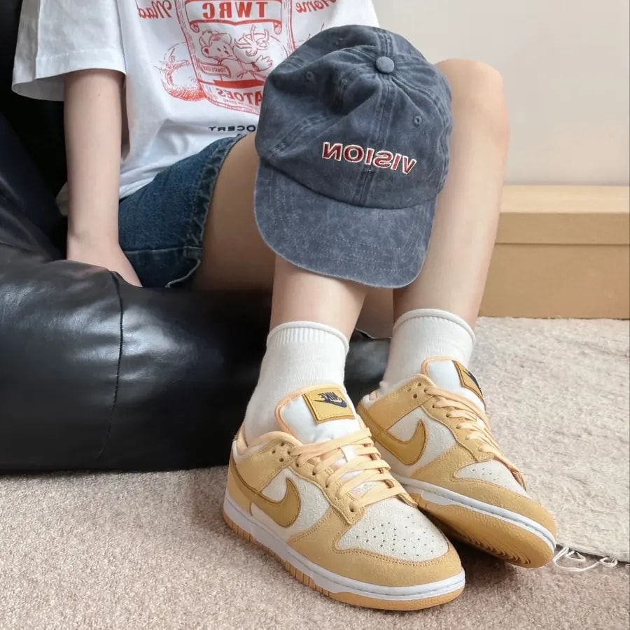 Giày Nike Dunk Low 'Celestial Gold Suede' DV7411-200 — ảnh 2