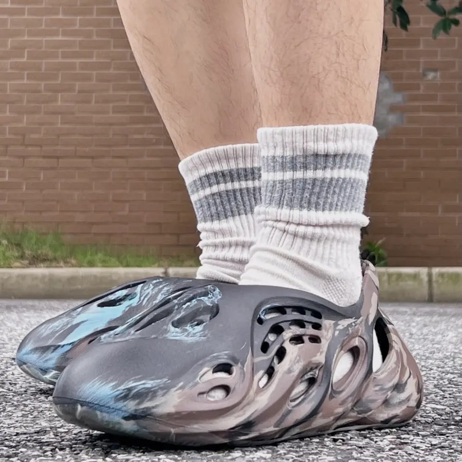 Dép Adidas Yeezy Foam RNR 'MX Cinder' ID4126 — ảnh 5