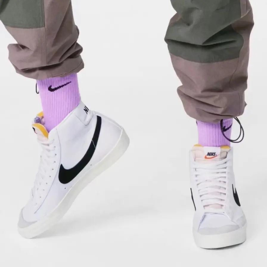 Giày Nike Blazer Mid 77 Vintage 'Reverse Logo' DA4651-100 — ảnh 2