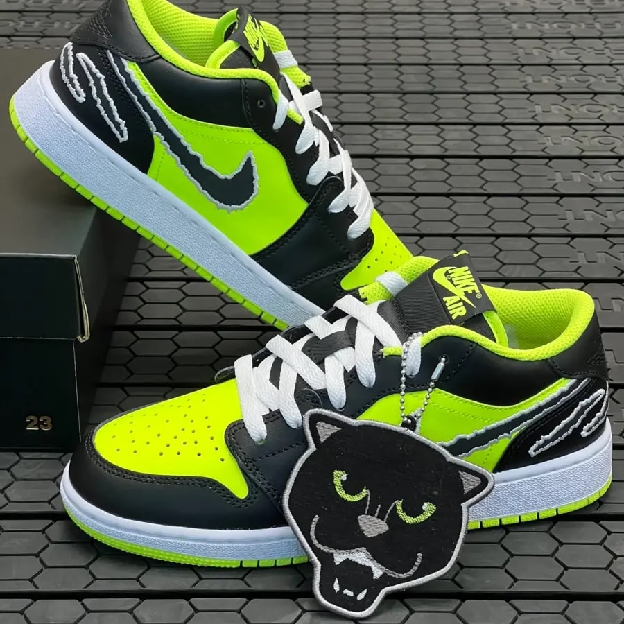 Giày Nike Air Jordan 1 Low SE 'Black Cat Volt' DX6666-701 — ảnh 3