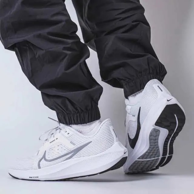 Giày Nike Air Zoom Pegasus 40 'White Black Photon Dust' DV3853-102 — ảnh 3