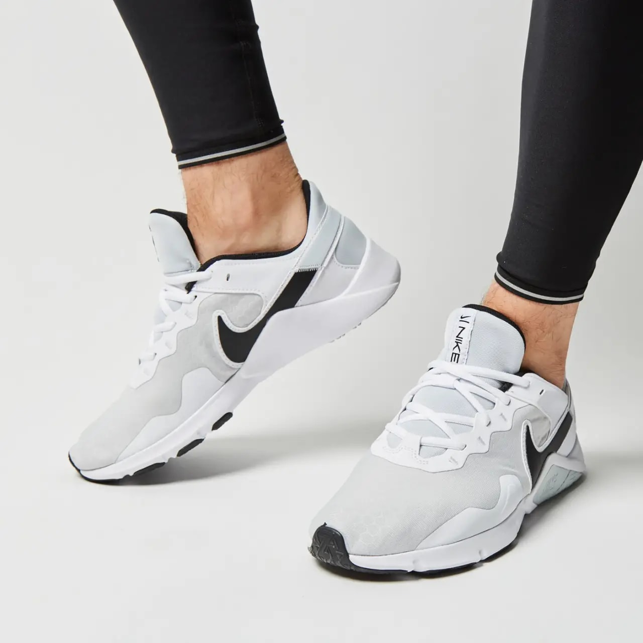 Giày Nike Essential 2 'Triple White' CQ9356-002 — ảnh 2