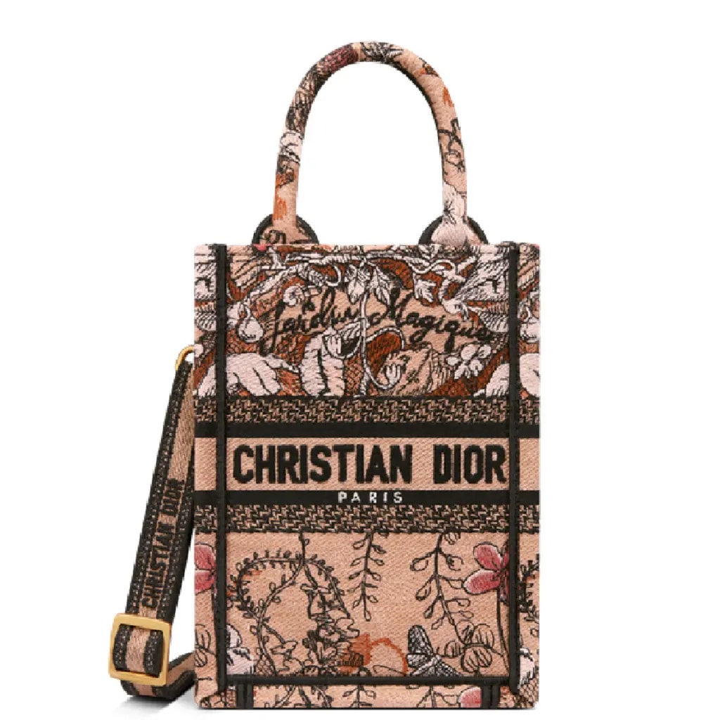 Túi Dior Book Tote Phone Bag Powder Magique Embroidery 'Brown' S5555CRZI-M973 — kich-thuoc: 13-x-18-x-5-cm