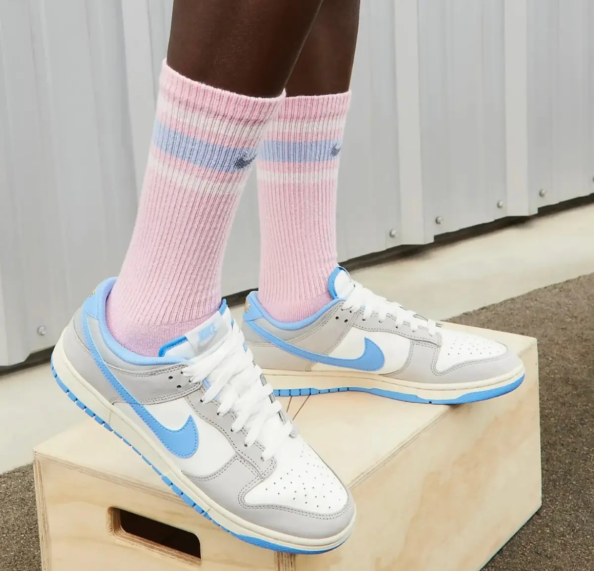 Giày Nike Dunk Low 'Sail University Blue' FN7488-133 — ảnh 2