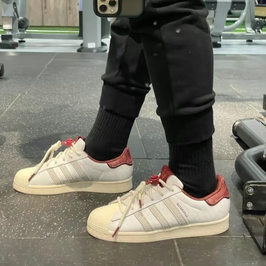 Giày Adidas Superstar 'Chinese New Year 2023' IF2577 — ảnh 5