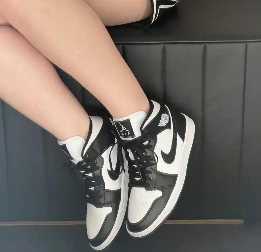 Giày Nike Air Jordan 1 Mid 'Panda' DV0991-101 — ảnh 4