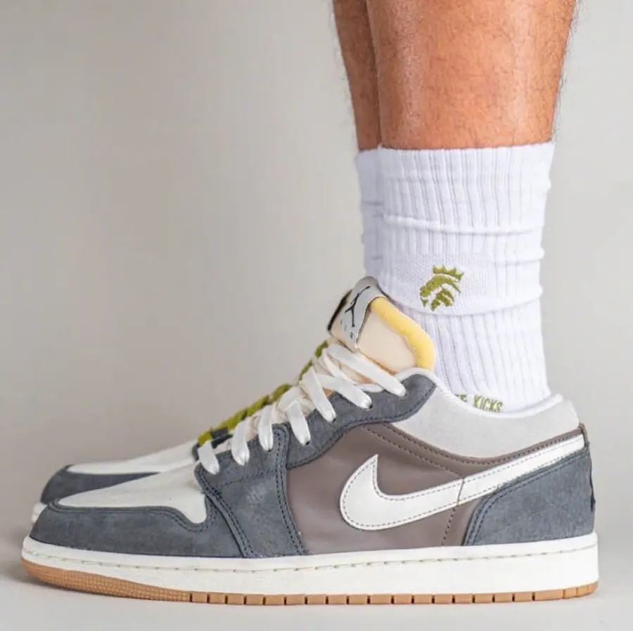 Giày Nike Air Jordan 1 Low 'SNKRS Day Korea 2023' FD0399-004 — ảnh 3