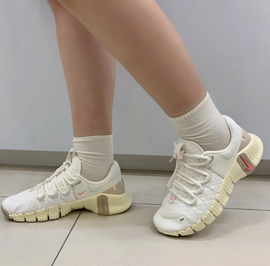 Giày Nike Free Metcon 5 'Sail Sanddrift' DV3950-100 — ảnh 5