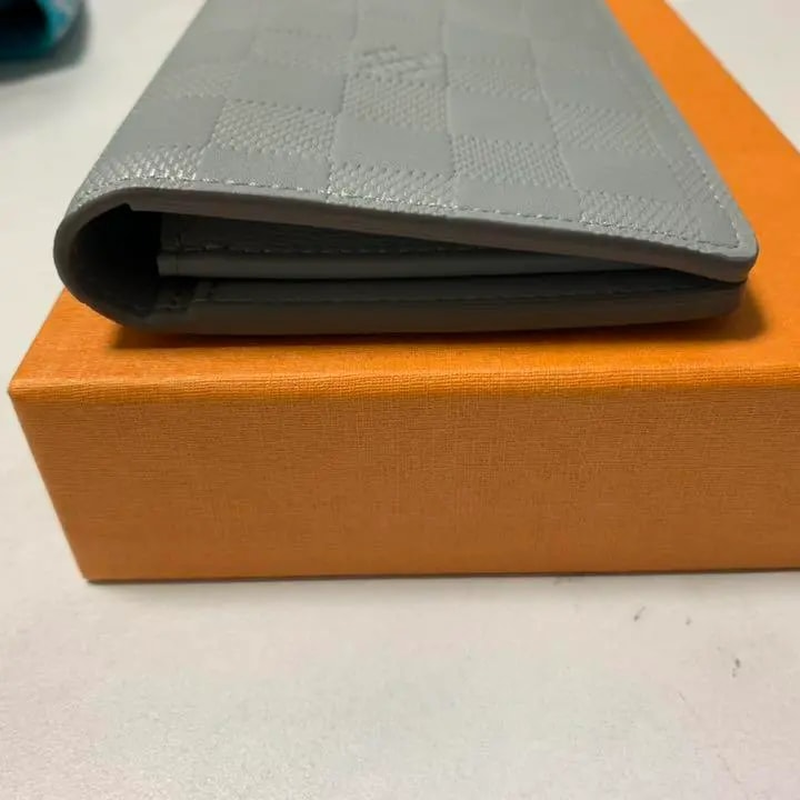 Ví Louis Vuitton Brazza Wallet 'Silver' M60195 — ảnh 3