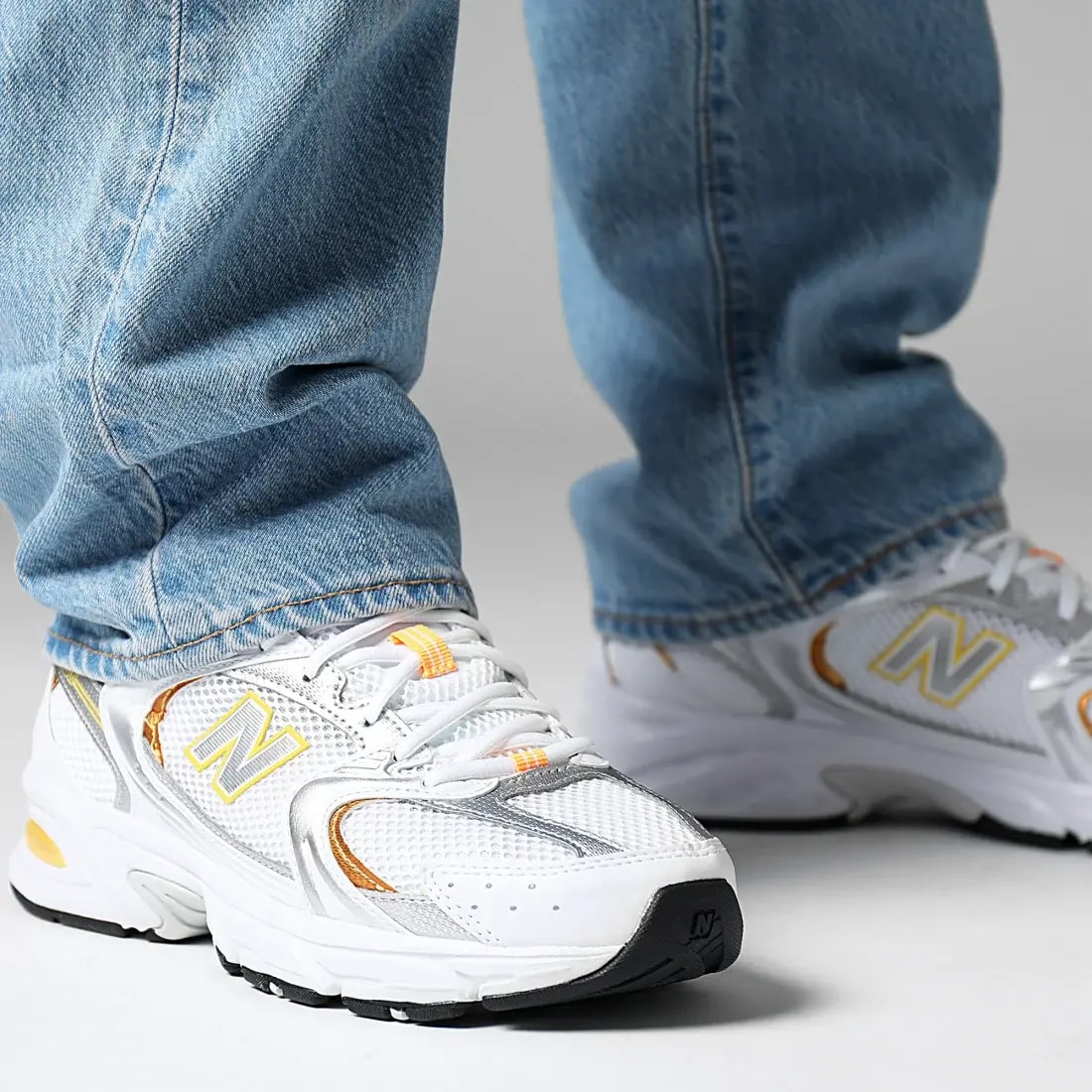 Giày New Balance MR 530 PUT 'White Vibrant' MR530PUT — ảnh 2
