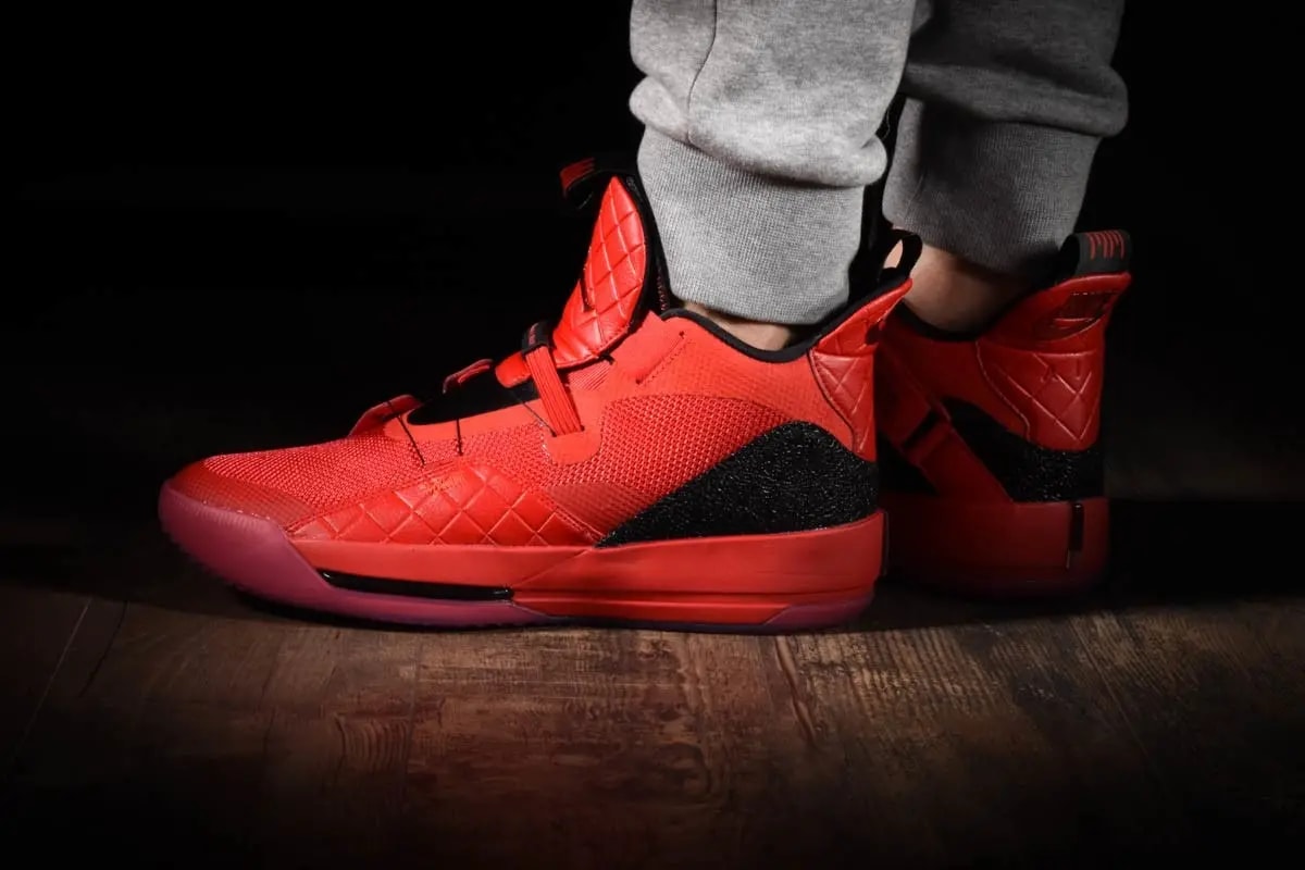 Giày Nike Air Jordan XXXIII 'University Red' AQ8830-600 — ảnh 2