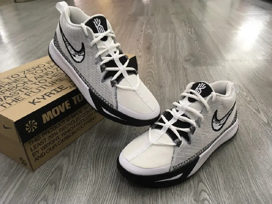Giày Nike Air Kyrie Flytrap 6 GS 'White Black' DQ8094-101 — ảnh 3