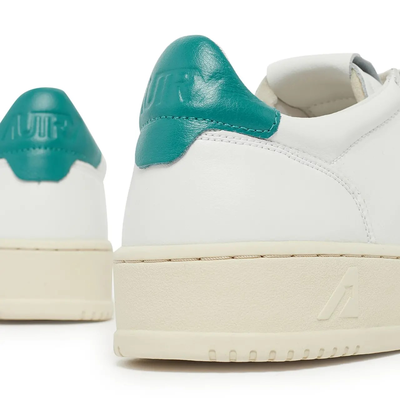 Giày Autry Medalist Low 'White Petrol Blue' AULM-LL44 — ảnh 4