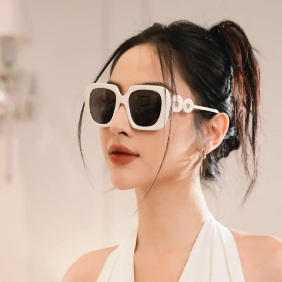 Kính Versace Square Sunglasses 'White' VE4434-314 — ảnh 3