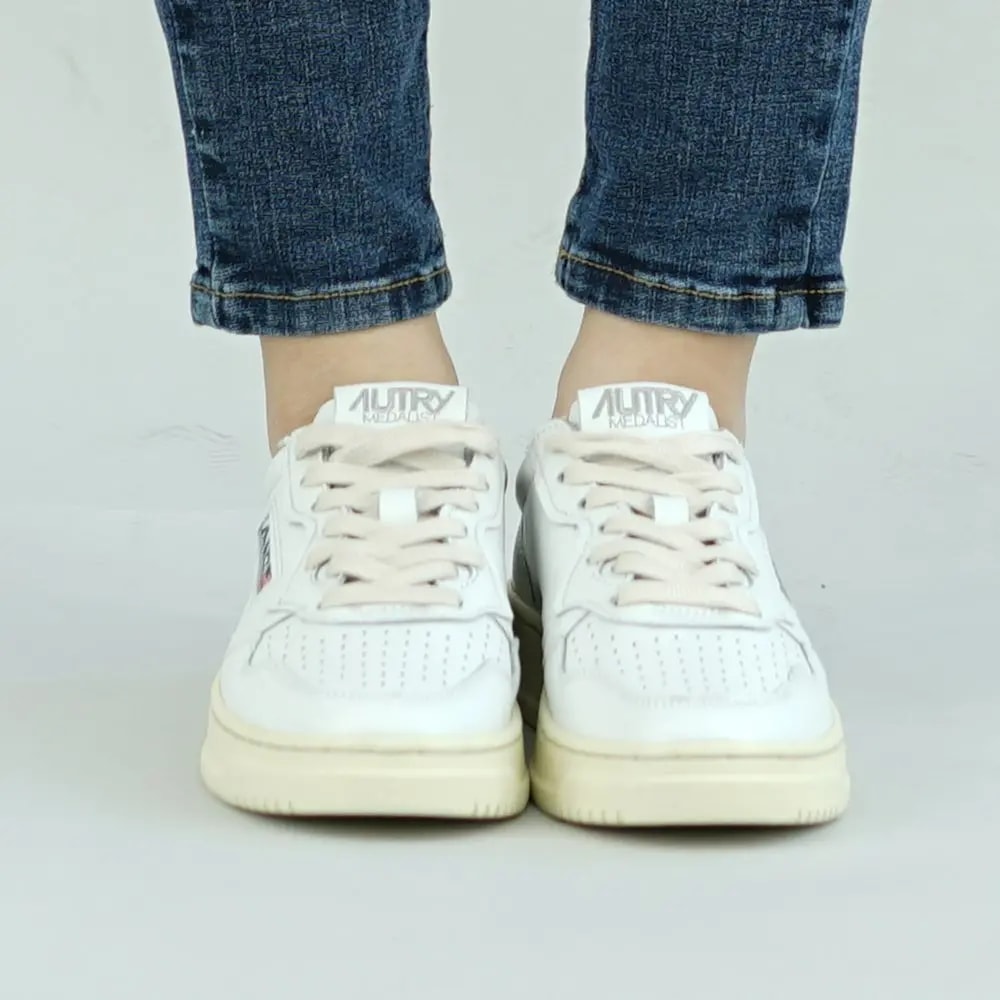 Giày Autry Medalist Low Leather 'White Pink' AULW-LL16 — ảnh 2