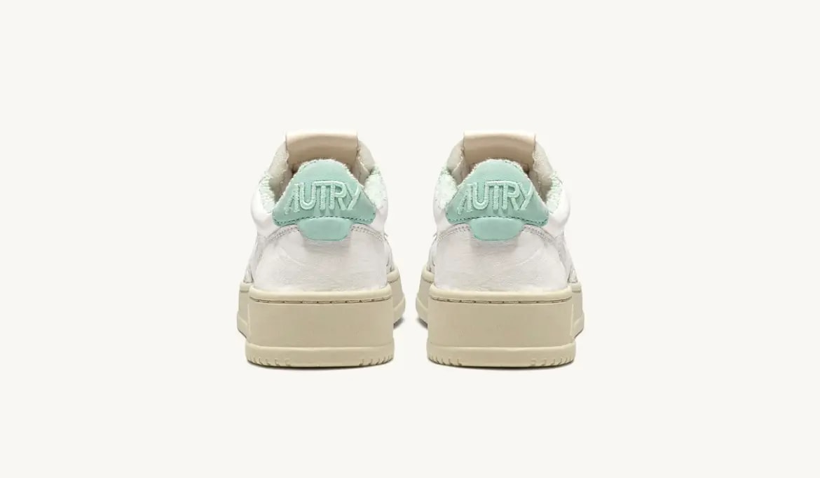 Giày Autry Medalist Low 'White Light Blue' AULW-SP06 — ảnh 5