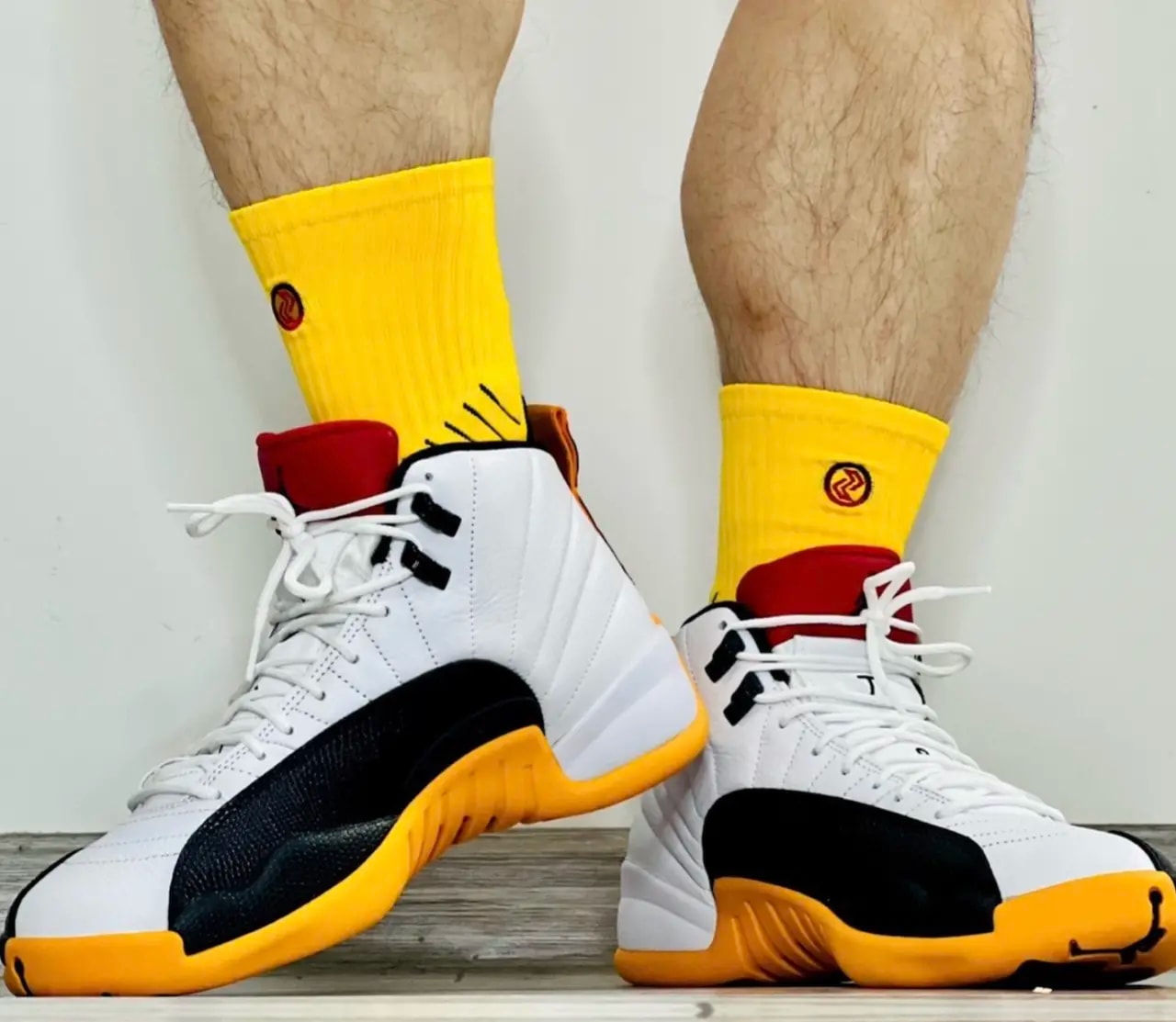 Giày Nike Air Jordan 12 Retro '25 Years in China' DR8887-100 — ảnh 3