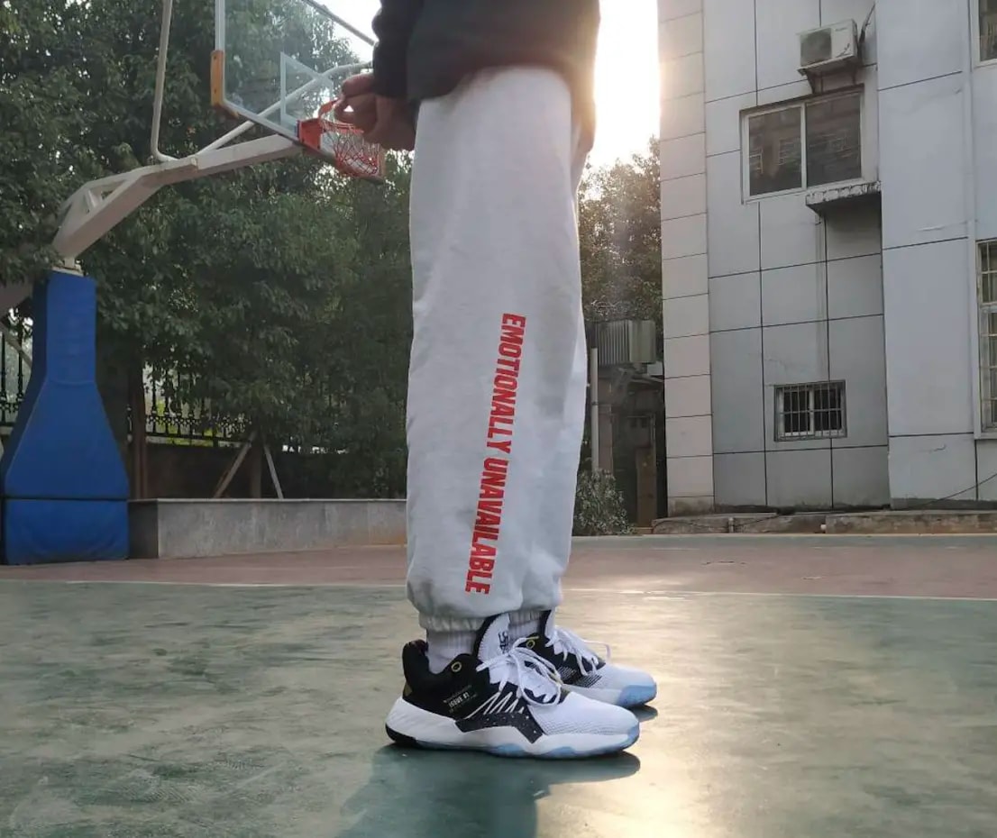 Giày Adidas D.O.N Issue 1 'White Black' FV6138 — ảnh 2