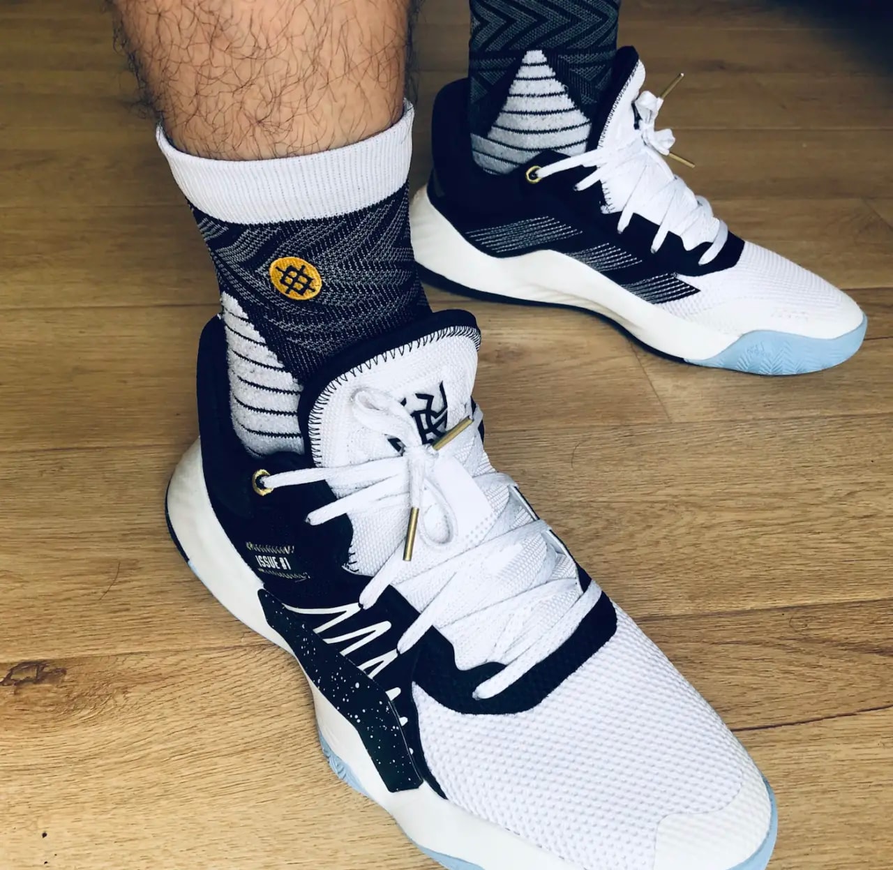 Giày Adidas D.O.N Issue 1 'White Black' FV6138 — ảnh 5
