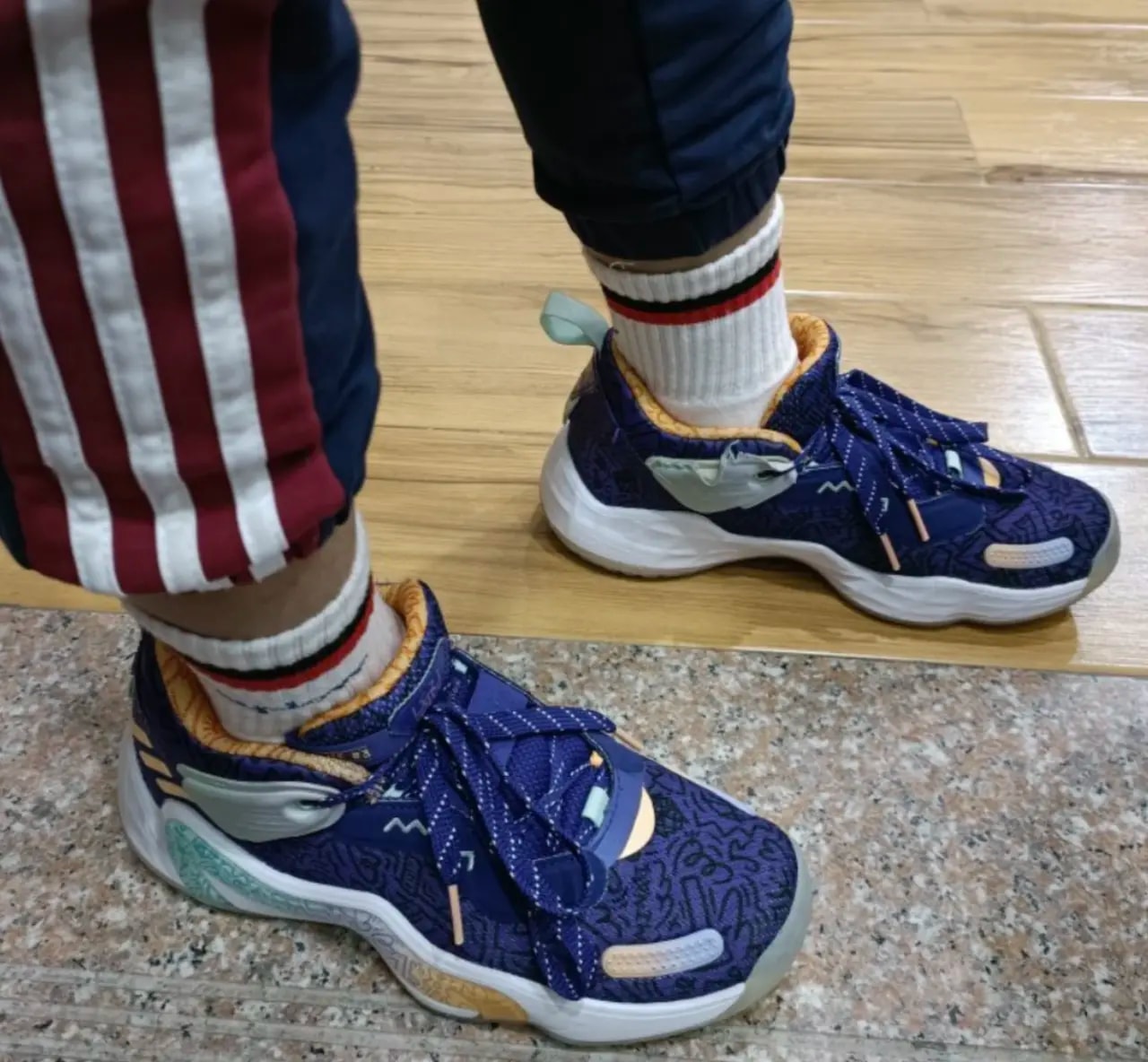 Giày Adidas D.O.N. Issue 3 Big Kids 'Jazz' GZ5488 — ảnh 2