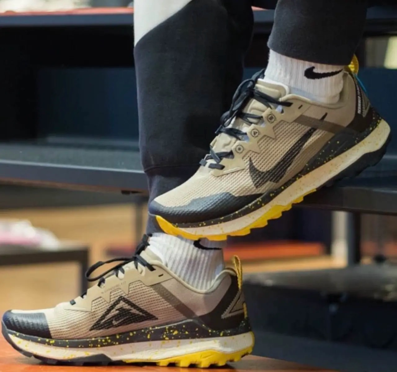 Giày Nike Wildhorse 8 'Brown White' DR2686-200 — ảnh 2