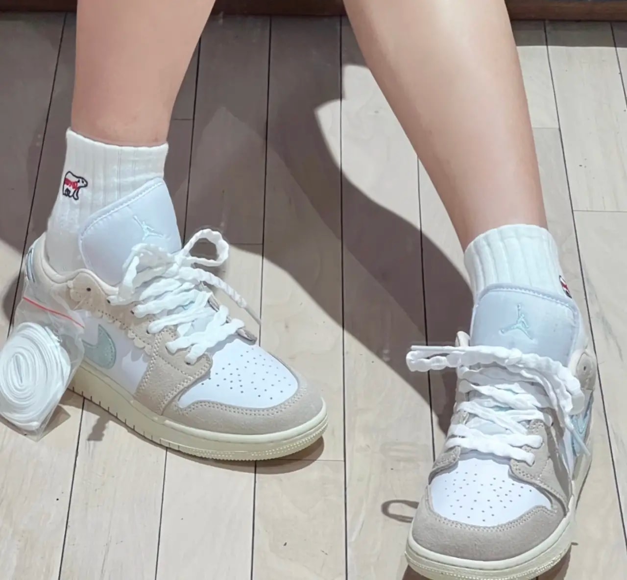 Giày Nike Air Jordan 1 Low SE GS 'Scalloped Edge' DZ5356-800 — ảnh 2