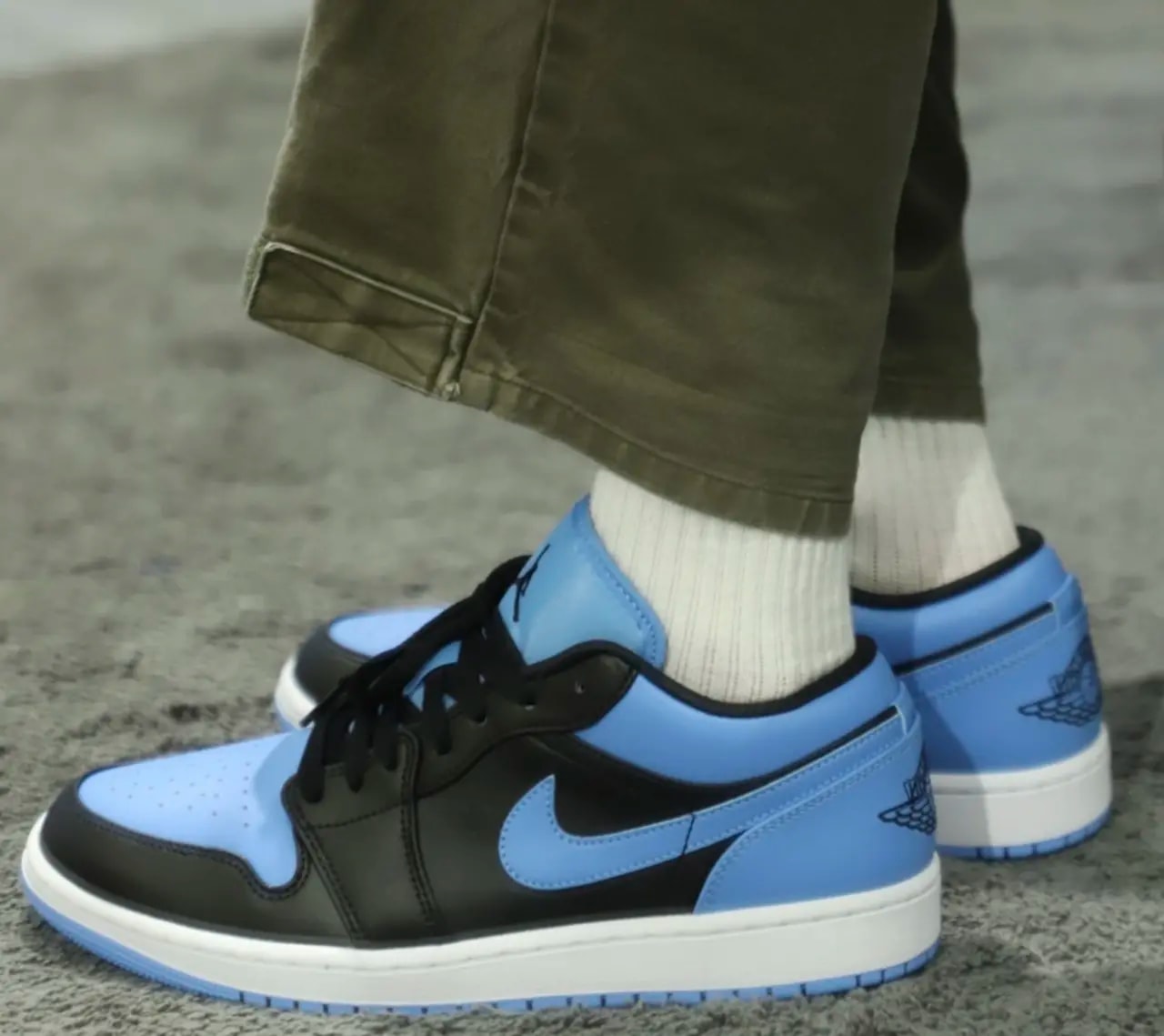 Giày Nike Air Jordan 1 Low 'University Blue' 553558-041 — ảnh 4