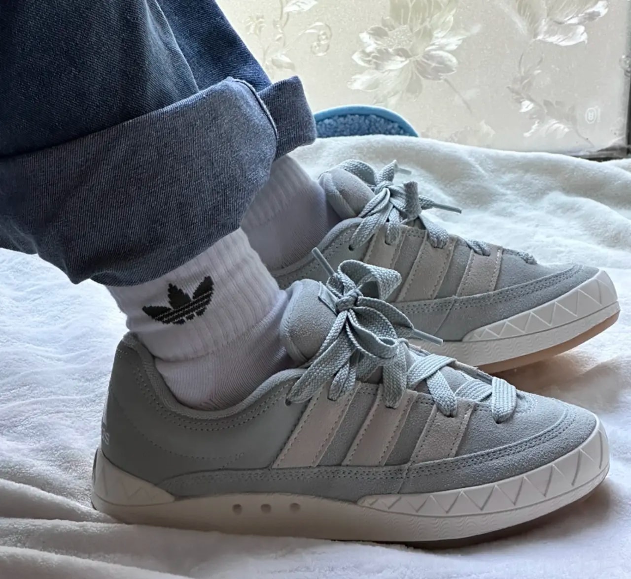 Giày Adidas Adimatic 'Wonder Silver Gum' IE9863 — ảnh 4