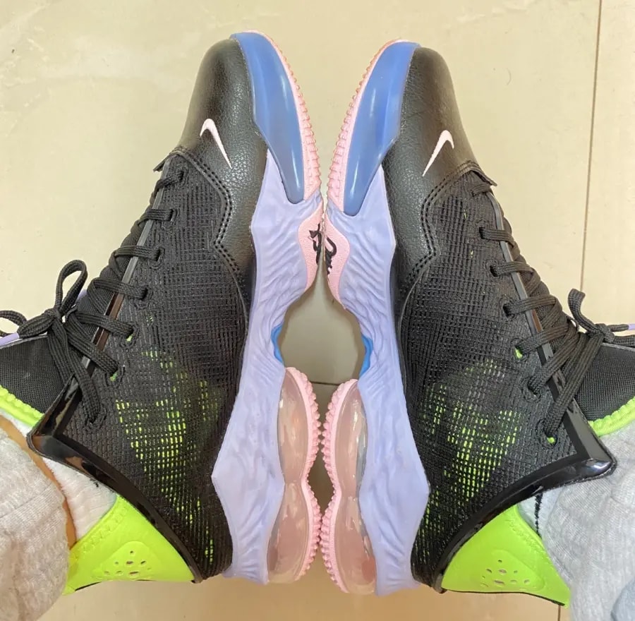 Giày Nike LeBron 19 Low 'Black Volt' DO9828-001 — ảnh 4