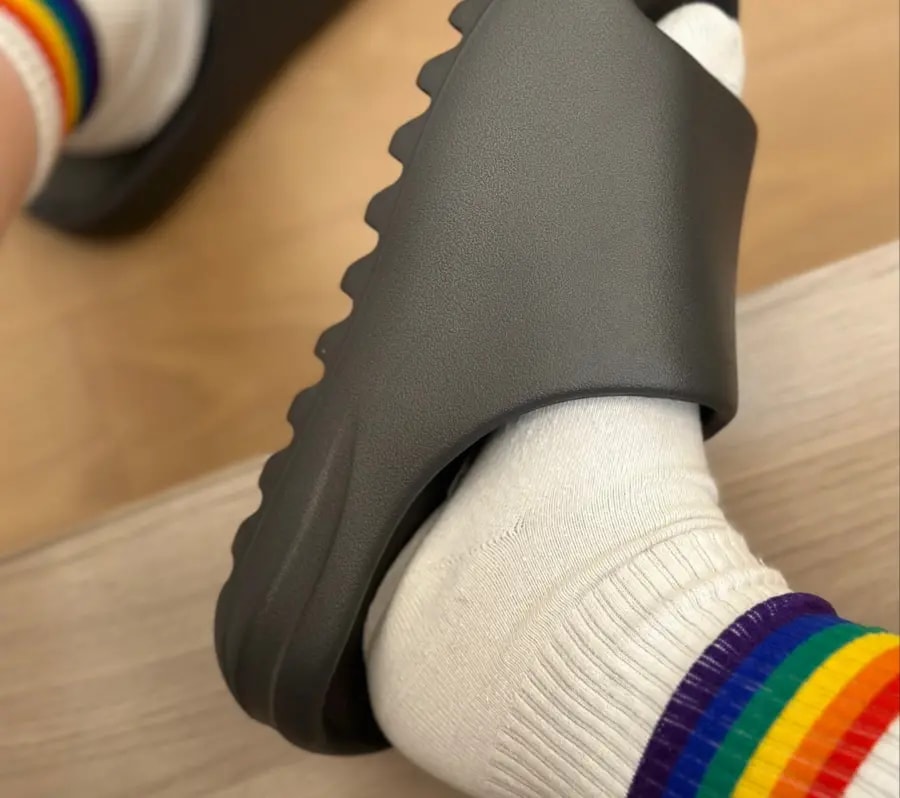 Dép Adidas Yeezy Slide 'Granite' ID4132 — ảnh 5