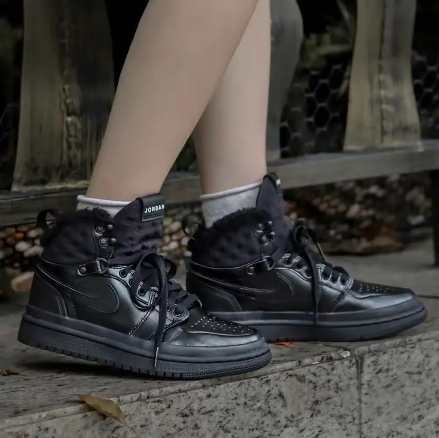 Giày Nike Air Jordan 1 Acclimate 'Triple Black' DC7723-001 — ảnh 2
