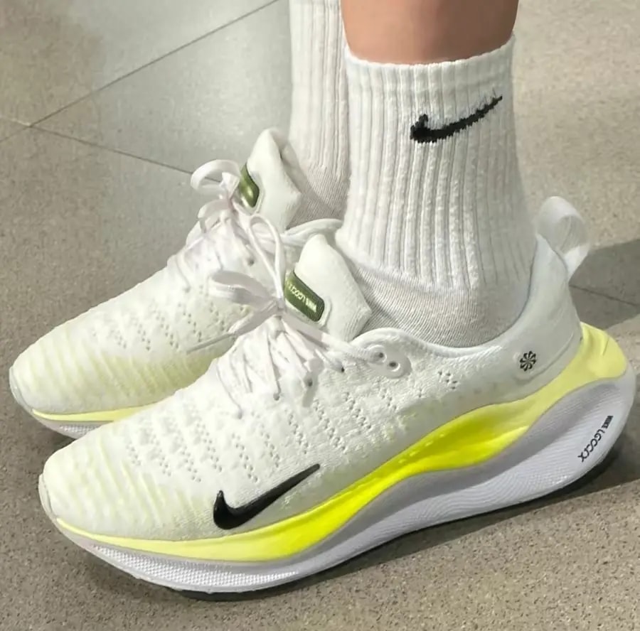 Giày Nike ReactX Infinity Run 4 'White Lemon' DR2670-101 — ảnh 2