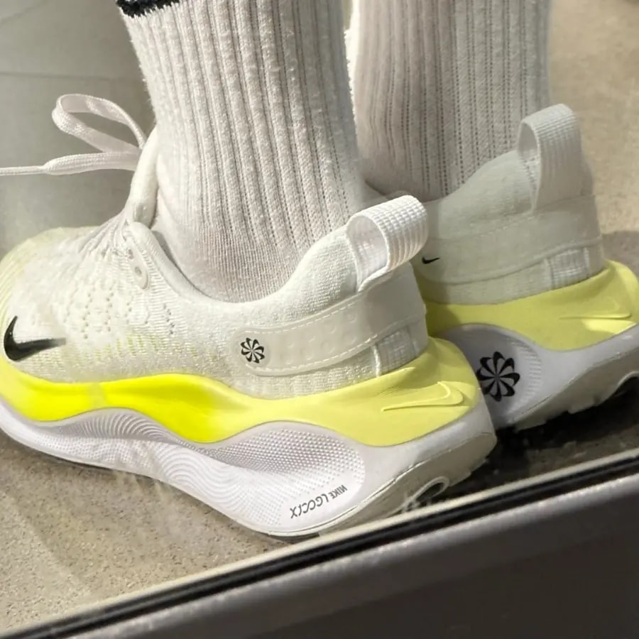Giày Nike ReactX Infinity Run 4 'White Lemon' DR2670-101 — ảnh 4