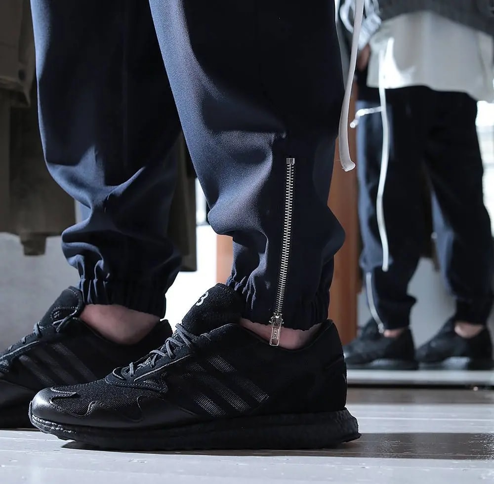 Giày Adidas Y-3 Rhisu Run 'Black' FU8504 — ảnh 2
