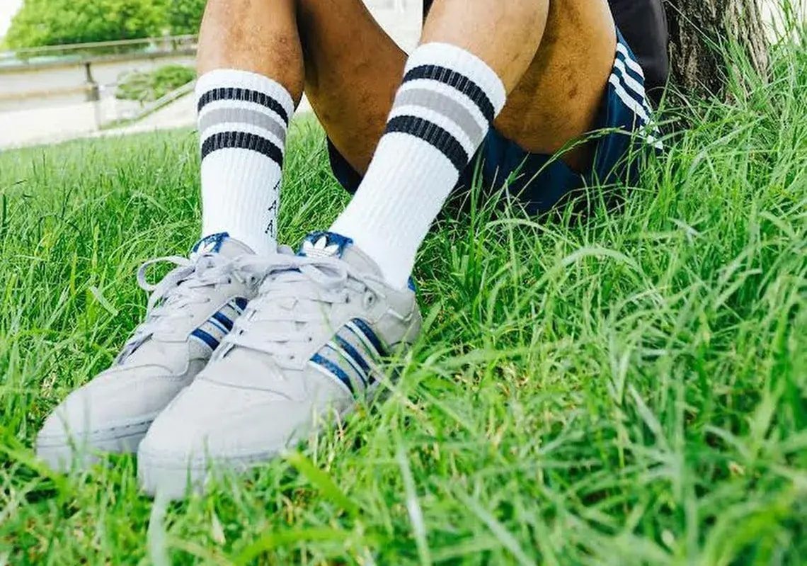 Giày Adidas Rivalry Low 86 'Georgetown Patrick Ewing' ID7718 — ảnh 2