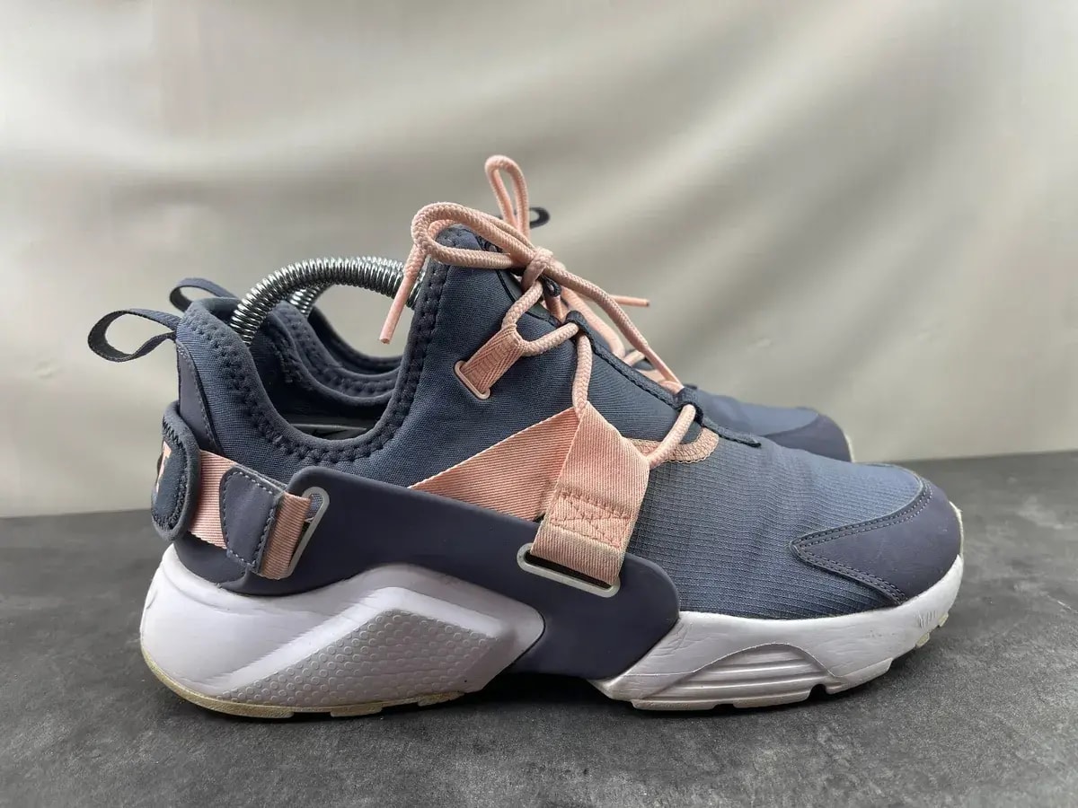 Giày Nike Air Huarache City Low 'Light Carbon' AH6804-012 — ảnh 2