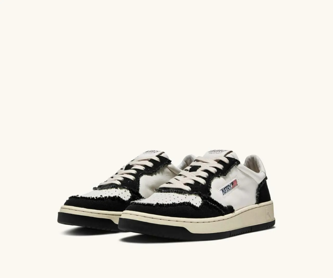 Giày Autry Medalist Low Goatskin 'White Black' AULM-CB02 — ảnh 3