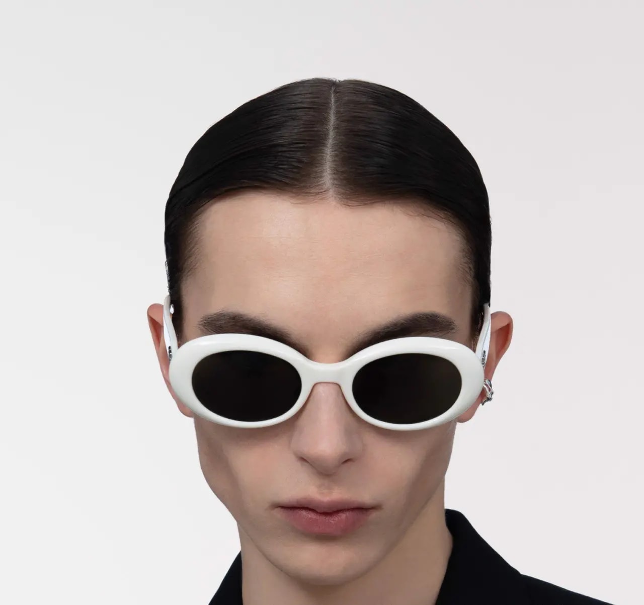 Kính Gentle Monster La Mode W2 'White' — ảnh 2