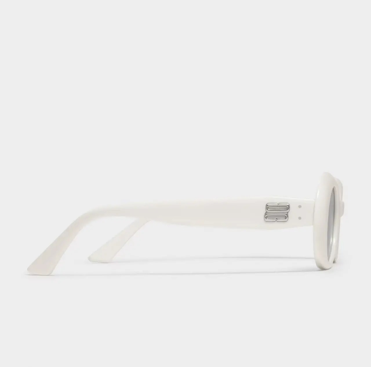 Kính Gentle Monster La Mode W2 'White' — ảnh 3