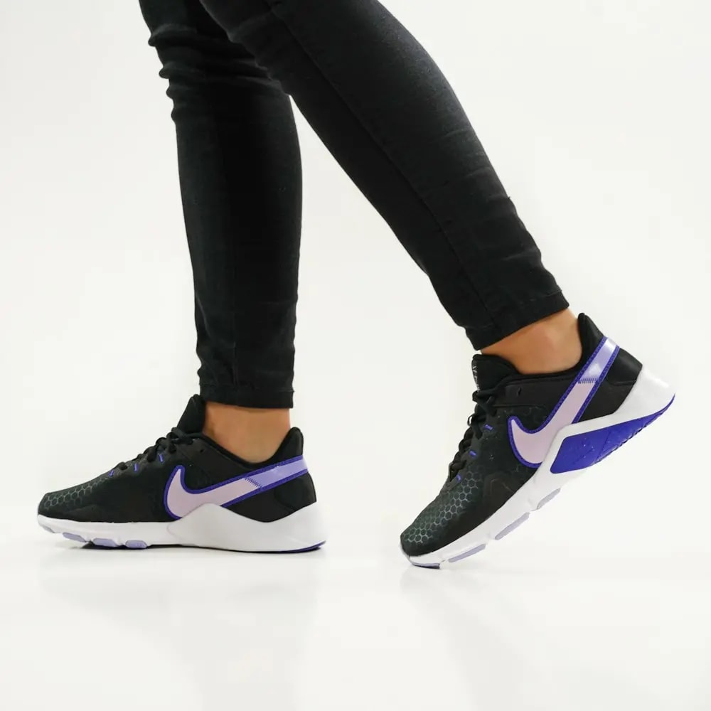Giày Nike Legend Essential 2 'Black Light Thistle' CQ9545-009 — ảnh 3