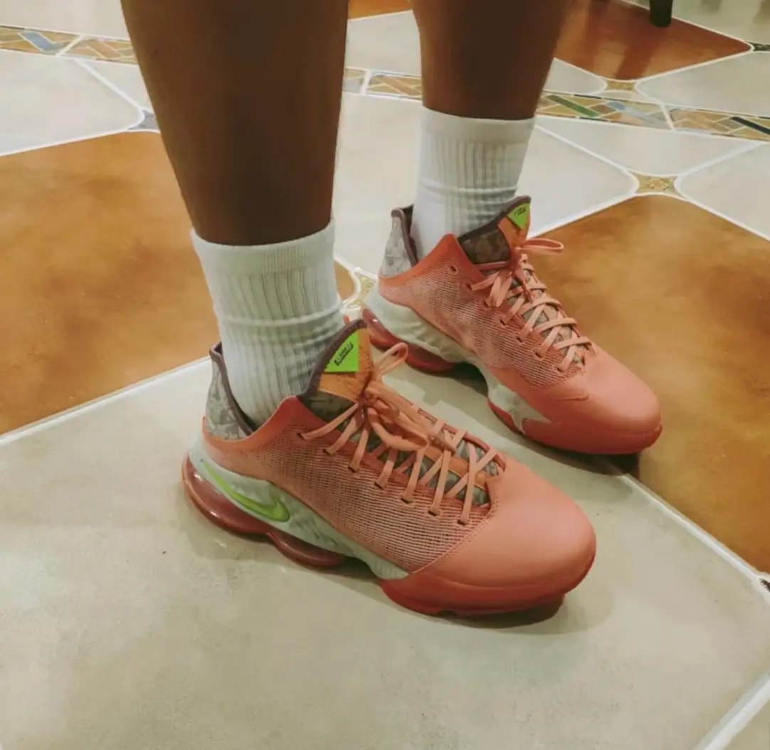 Giày Nike LeBron 19 Low EP 'Hawaii' DQ8343-600 — ảnh 2