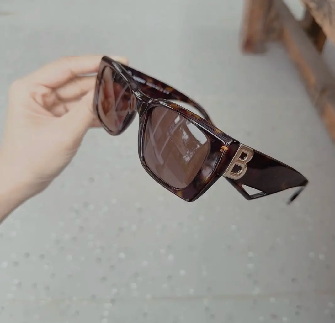 Kính Burberry Rectangular Sunglasses 'Brown' BE4336-392073 — ảnh 3
