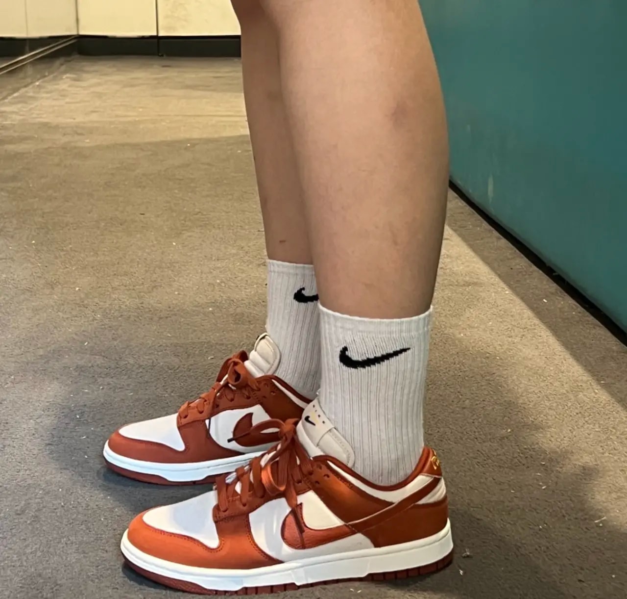 Giày Nike Dunk Low LX 'Rugged Orange' DZ2710-101 — ảnh 4