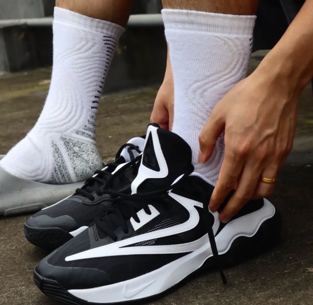 Giày Nike Giannis Immortality 3 EP 'Black White' DZ7534-003 — ảnh 5