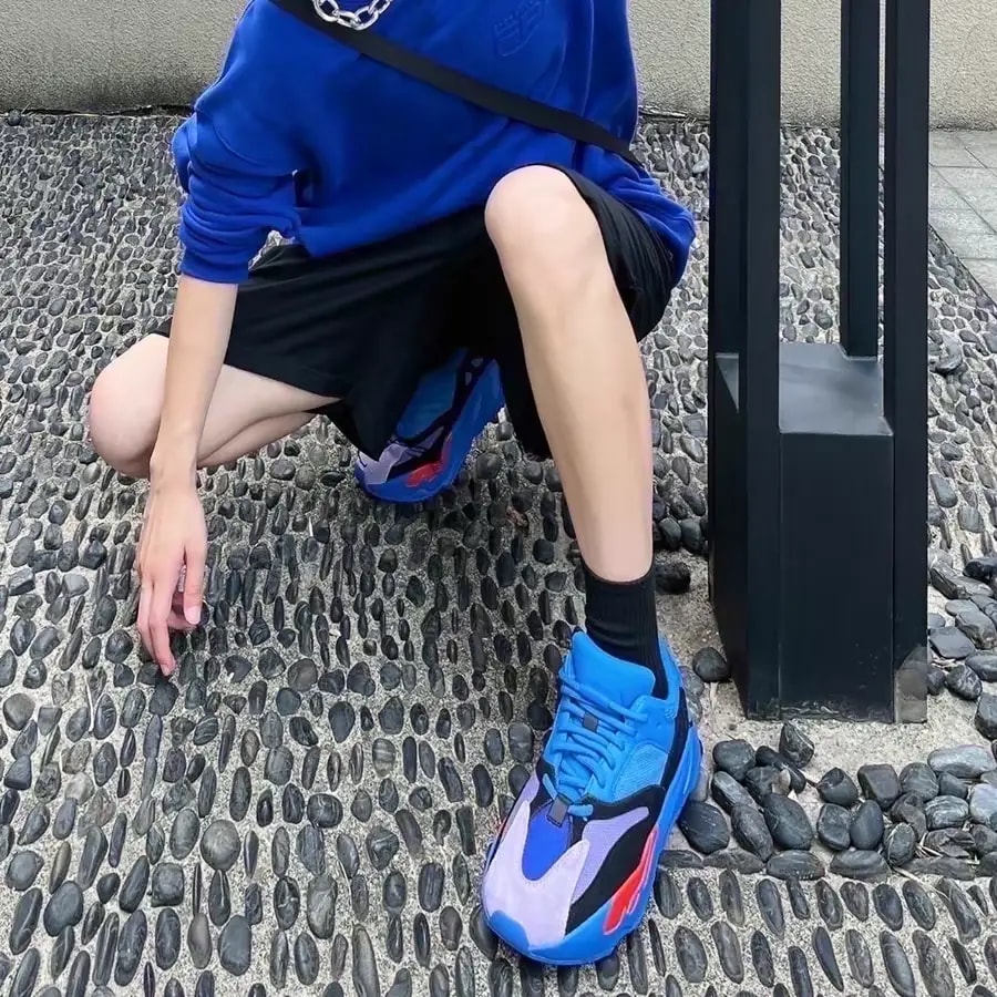 Giày Adidas Yeezy Boost 700 'Hi-Res Blue' HP6674 — ảnh 5