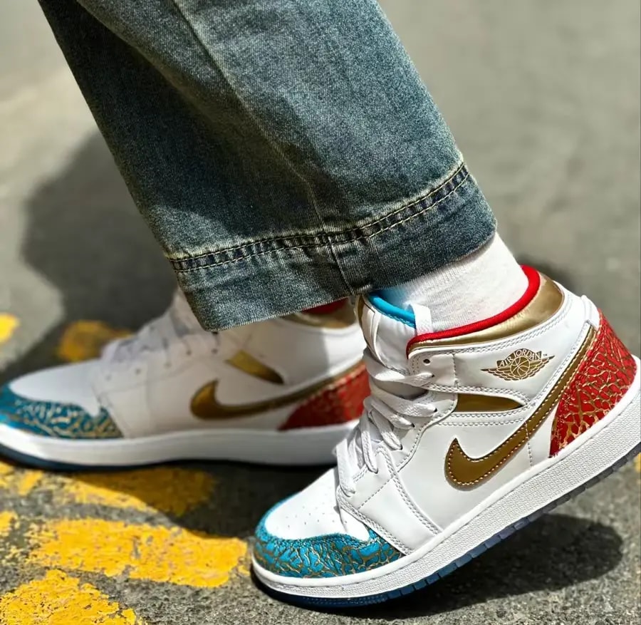Giày Nike Air Jordan 1 Mid UNC To Chicago 'Blue' FB2212-100 — ảnh 5