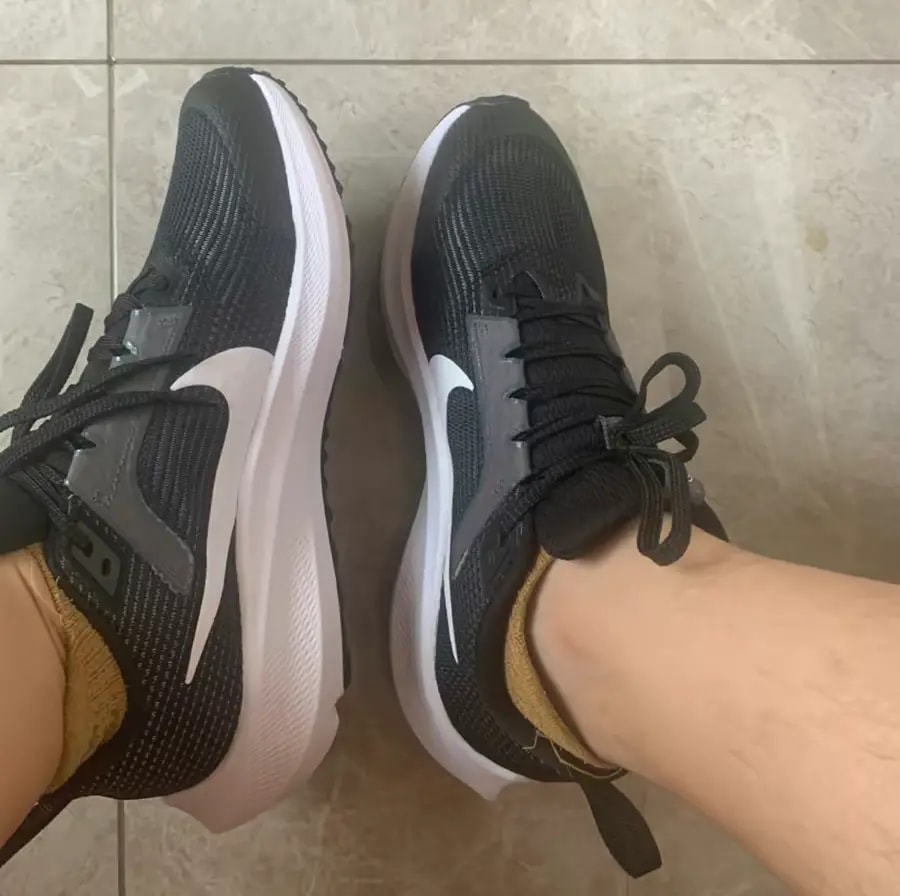 Giày Nike Air Zoom Pegasus 40 GS 'Black White' DX2498-001 — ảnh 5