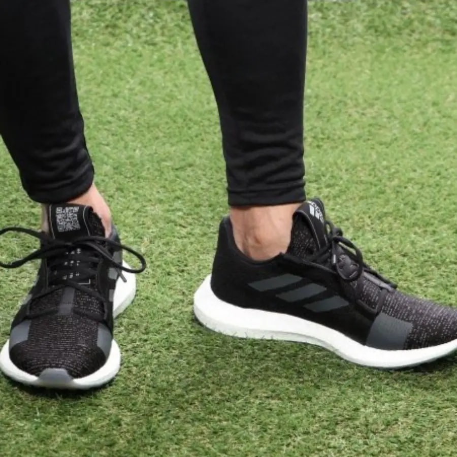Giày Adidas SenseBoost Go 'Core Black' EG0960 — ảnh 2